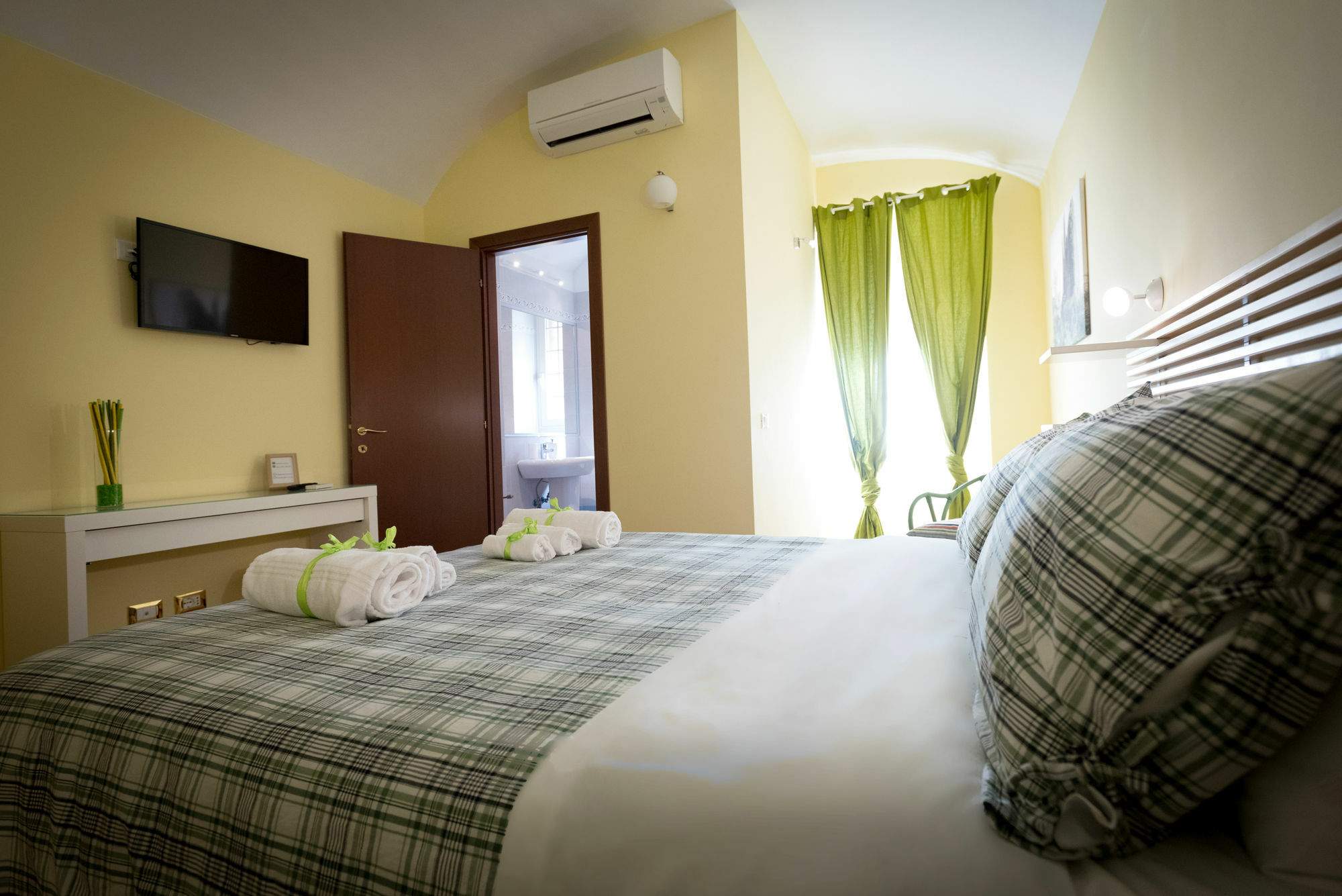 Candia Green House B&B Roma Ngoại thất bức ảnh